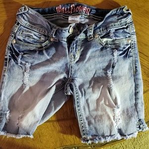 WallFlower Junior long shorts size 0